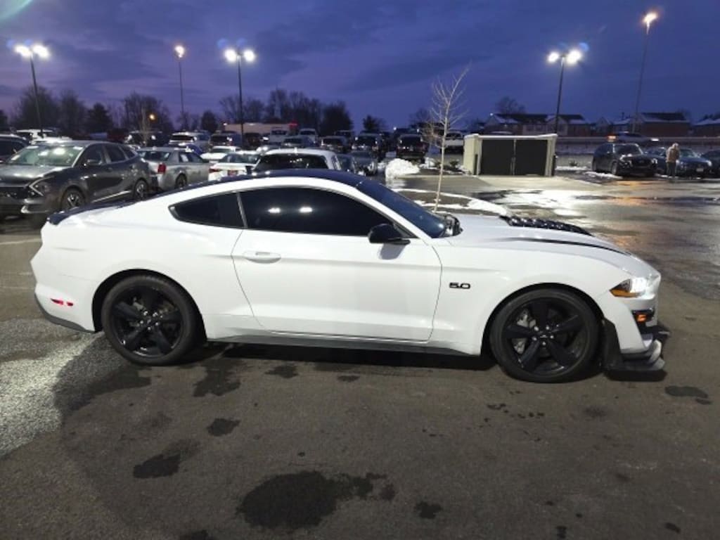 Used 2023 Ford Mustang