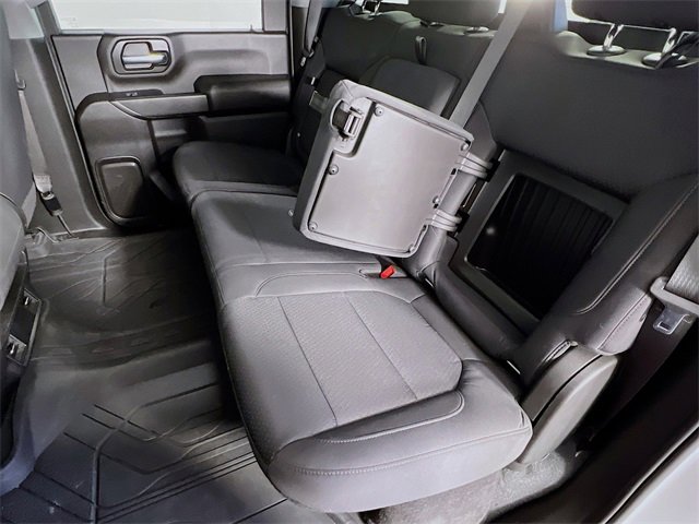 2023 Chevrolet Silverado 2500HD Custom photo 4