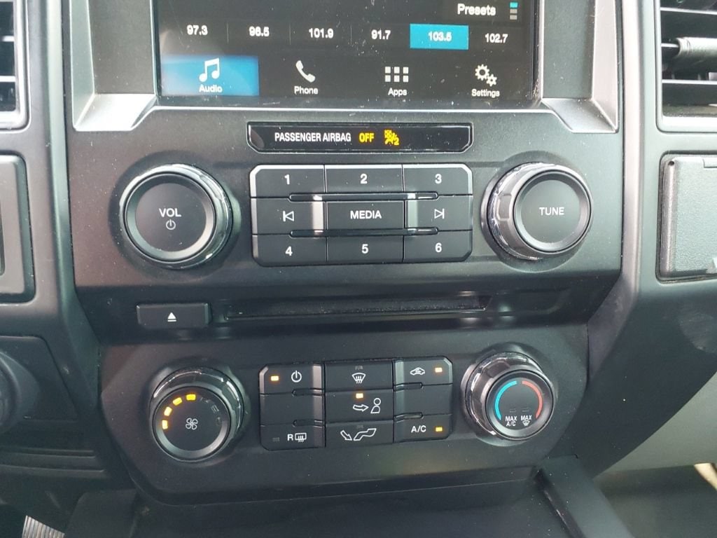 2017 Ford F-150 XL - Photo 17