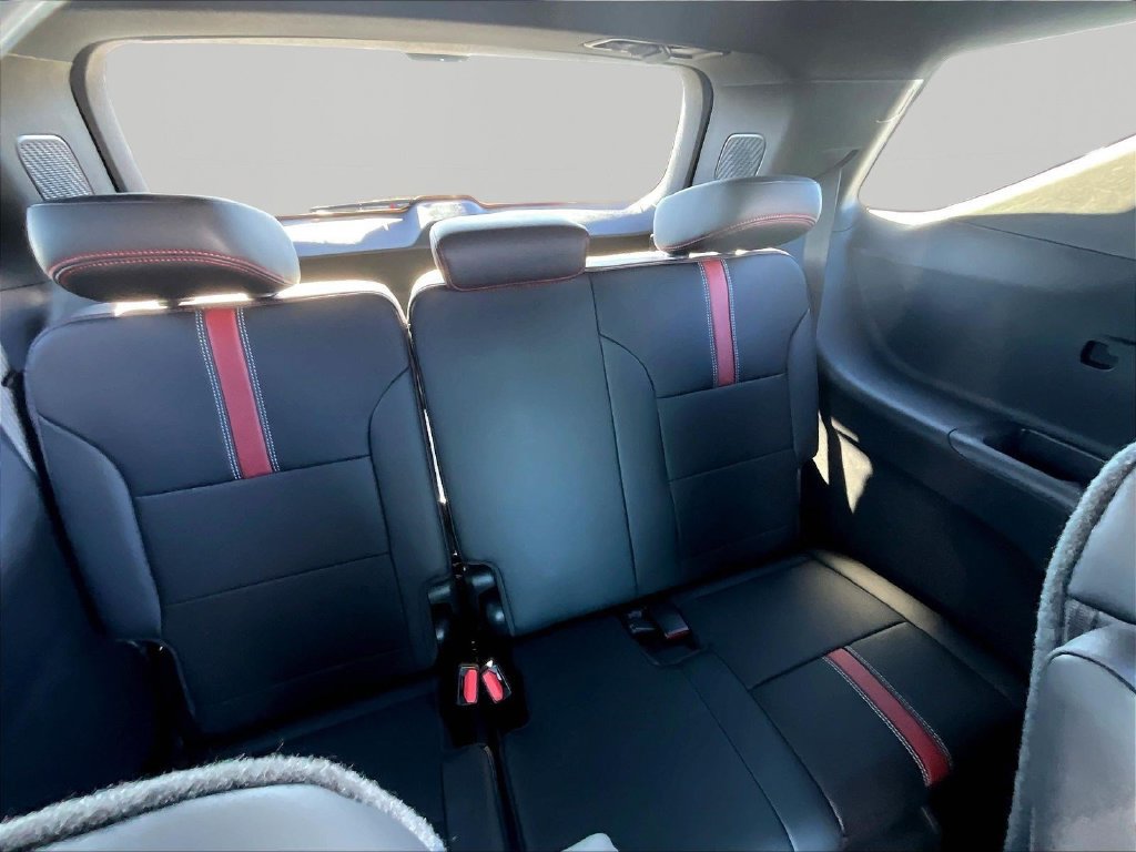 2027 Chevrolet Traverse RS - Photo 20