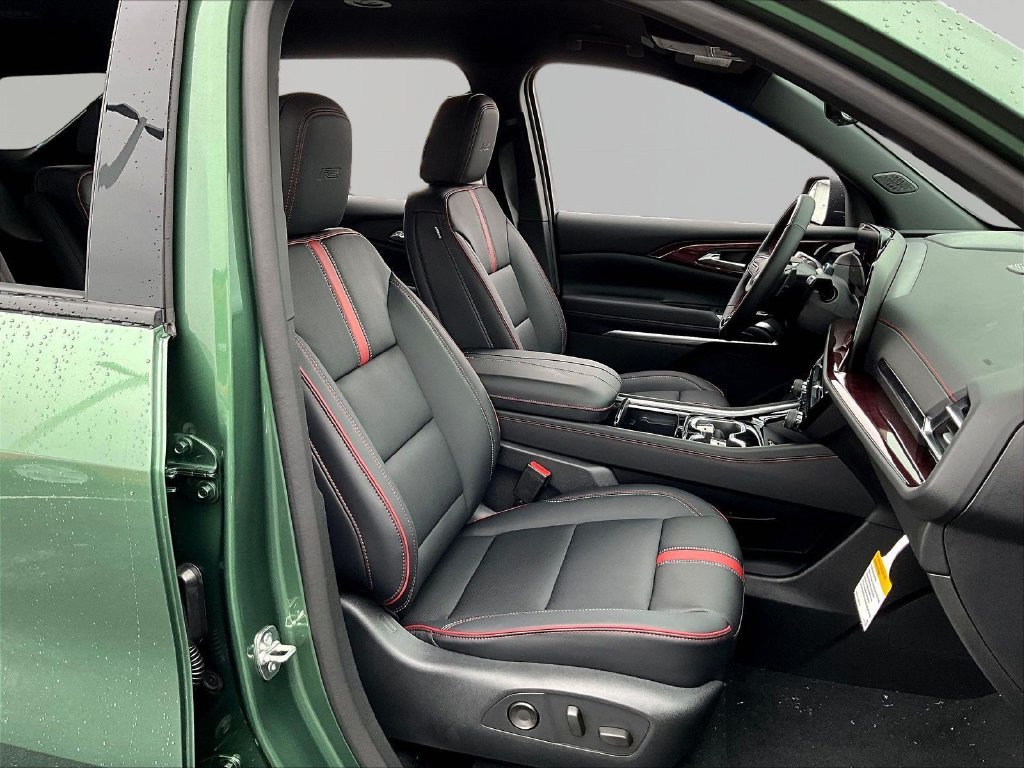 2027 Chevrolet Traverse RS - Photo 18
