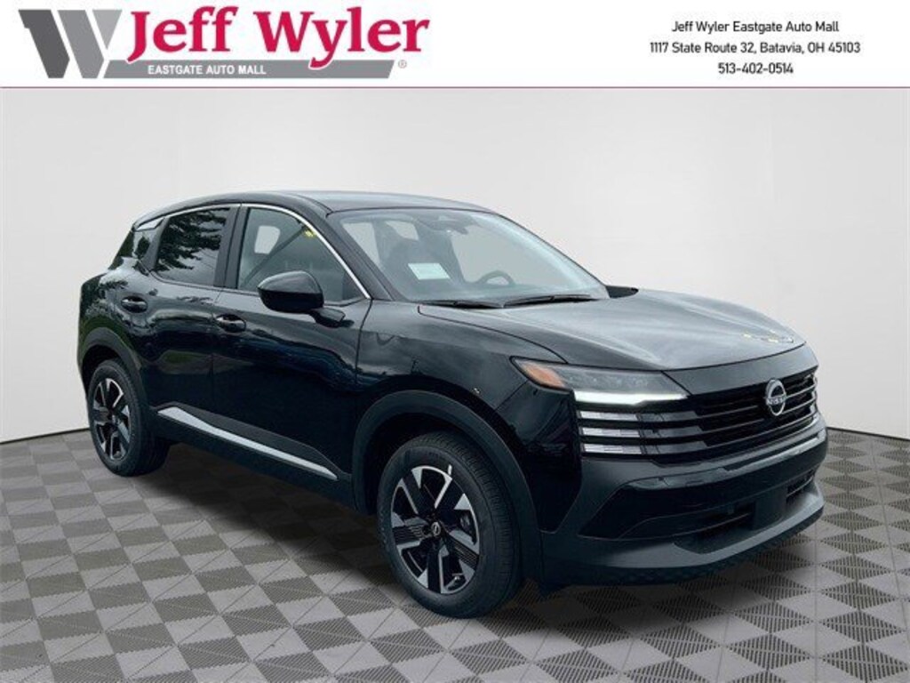 Used 2025 Nissan Kicks