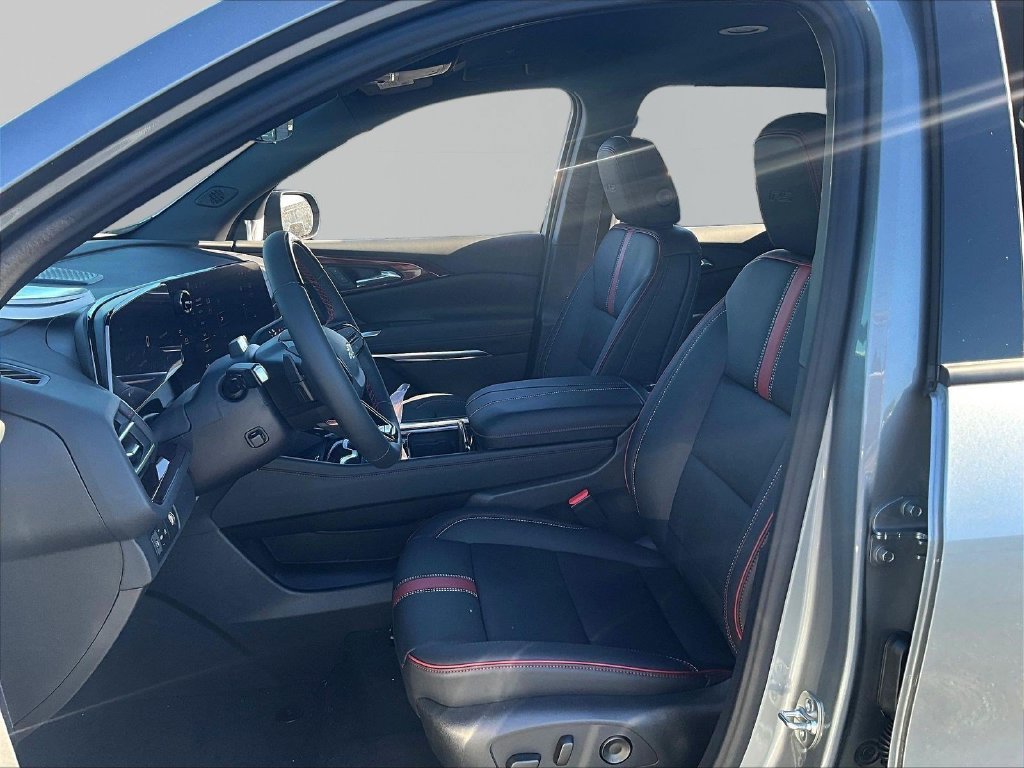 2027 Chevrolet Traverse RS - Photo 16