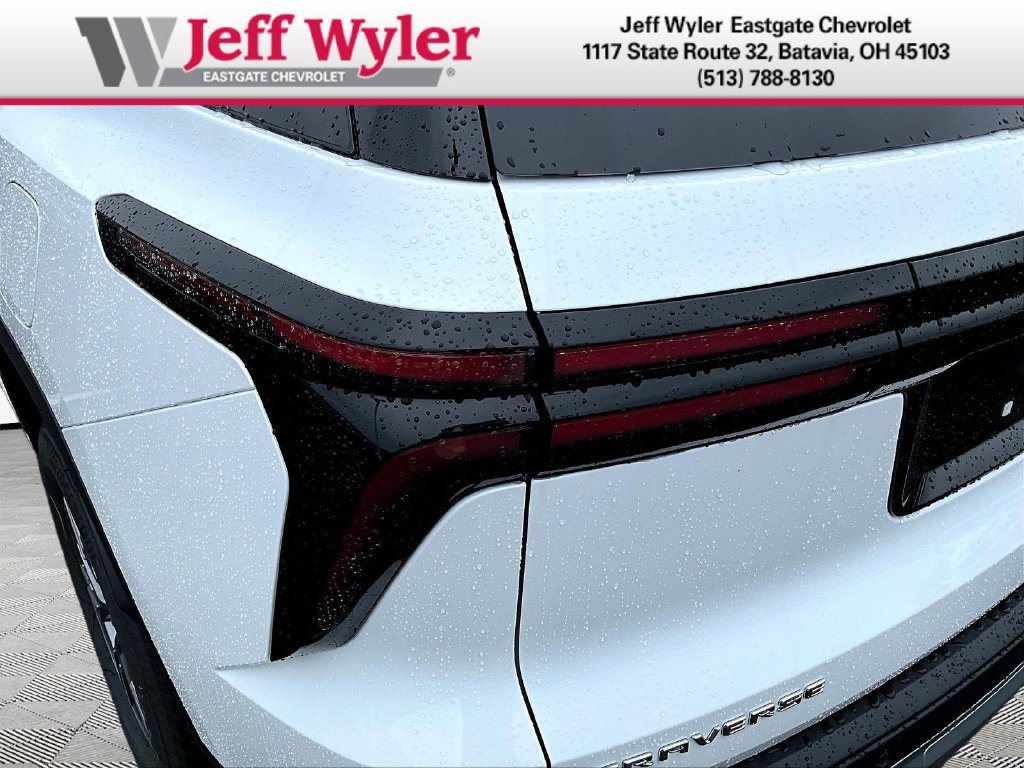 2027 Chevrolet Traverse LT - Photo 14
