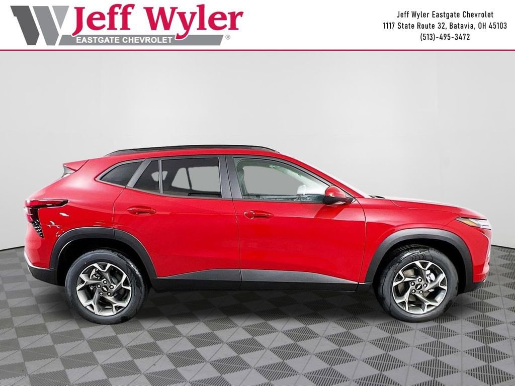 2026 Chevrolet Trax LT - Photo 30