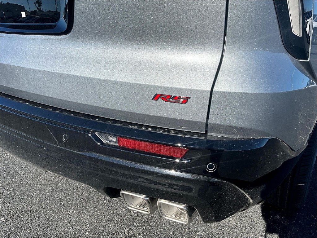2027 Chevrolet Traverse RS - Photo 13
