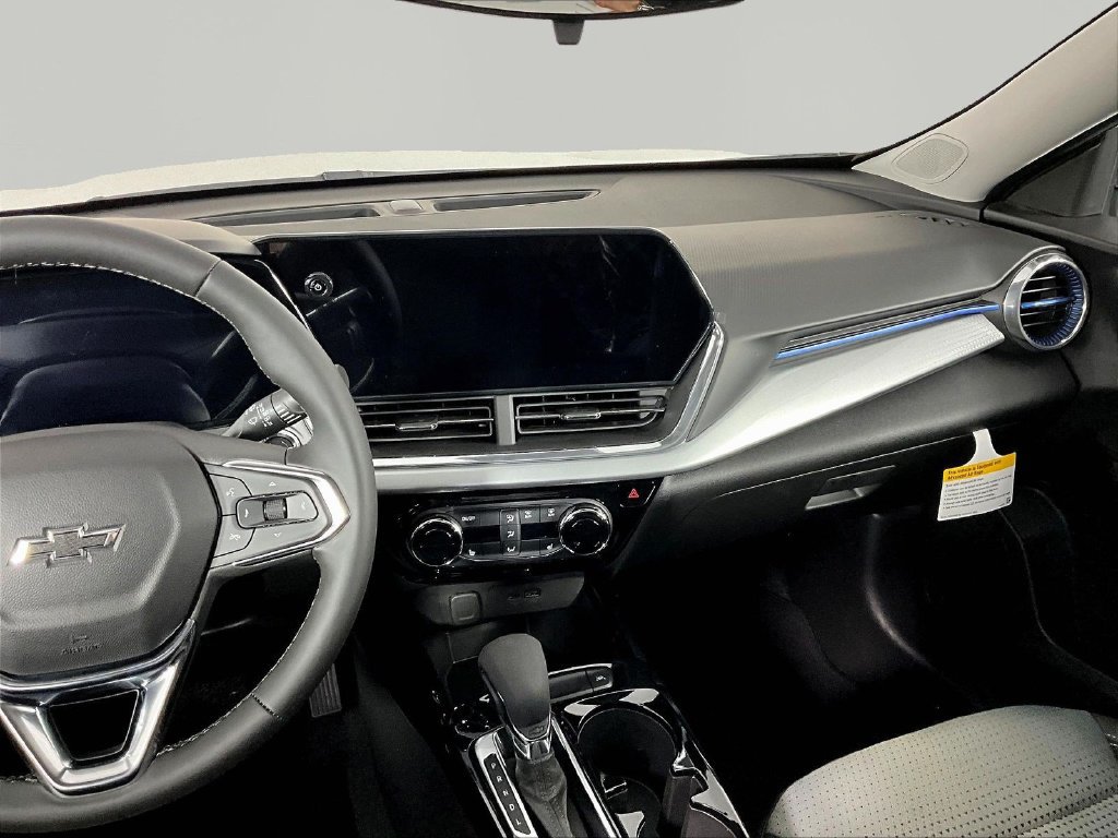 2026 Chevrolet Trax LT - Photo 10