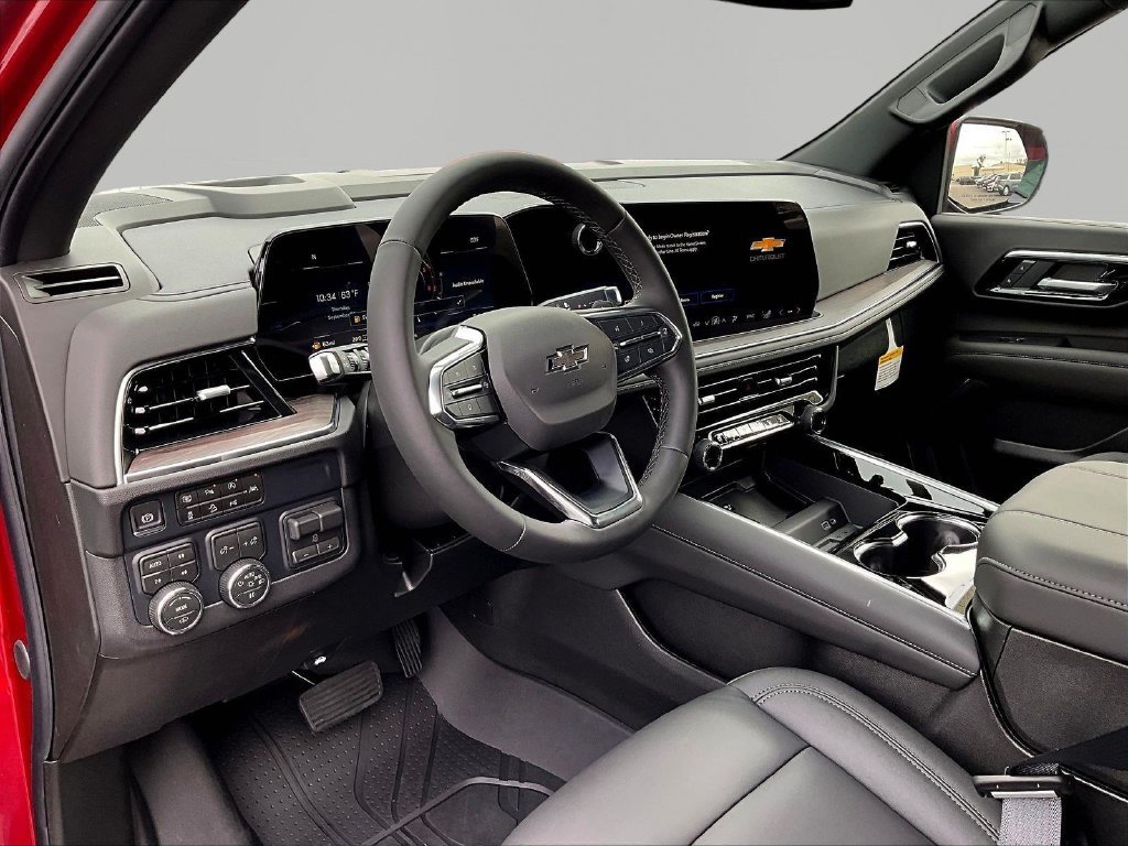 2026 Chevrolet Suburban Z71 - Photo 15