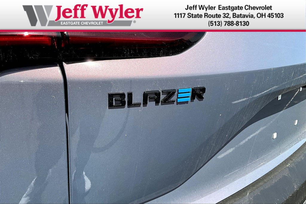 2025 Chevrolet Blazer EV LT - Photo 12