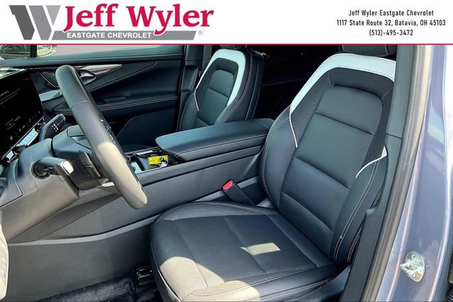 2025 Chevrolet Blazer EV LT - Photo 15