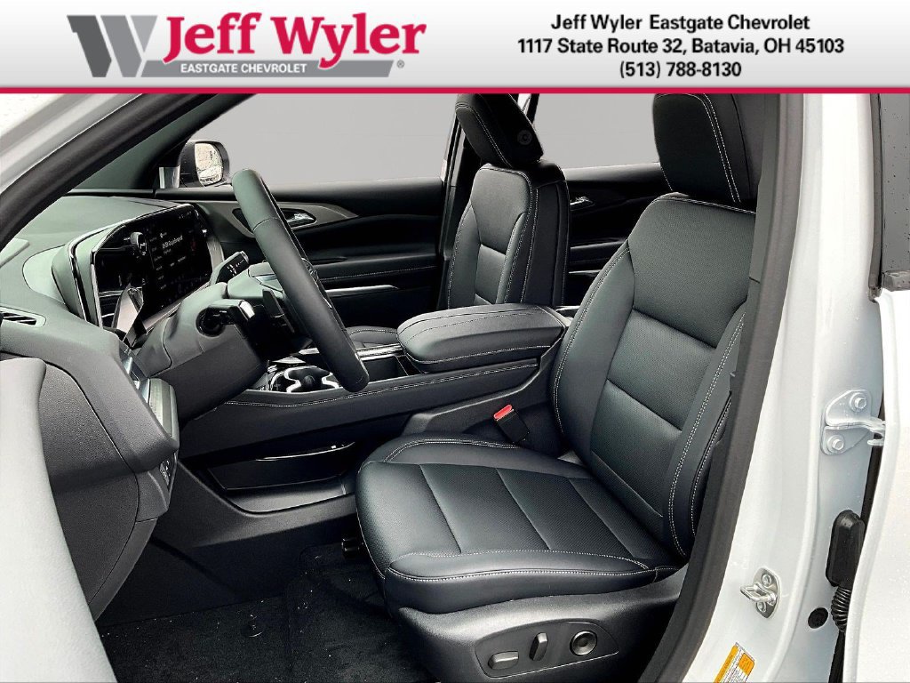 2027 Chevrolet Traverse LT - Photo 16