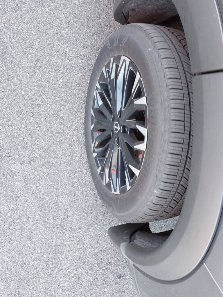 2026 Nissan Rogue Dark Armor - Photo 11