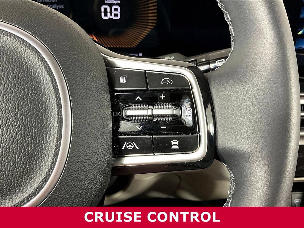 2025 Kia Sorento S - Photo 11