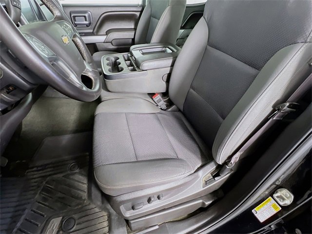 2016 Chevrolet Silverado 1500 LT photo 3