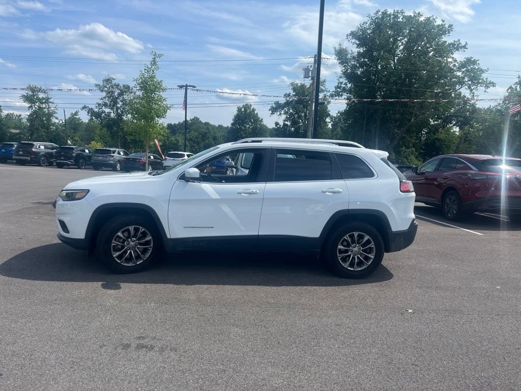 Used 2019 Jeep Cherokee Latitude Plus with VIN 1C4PJMLX6KD343645 for sale in Batavia, OH