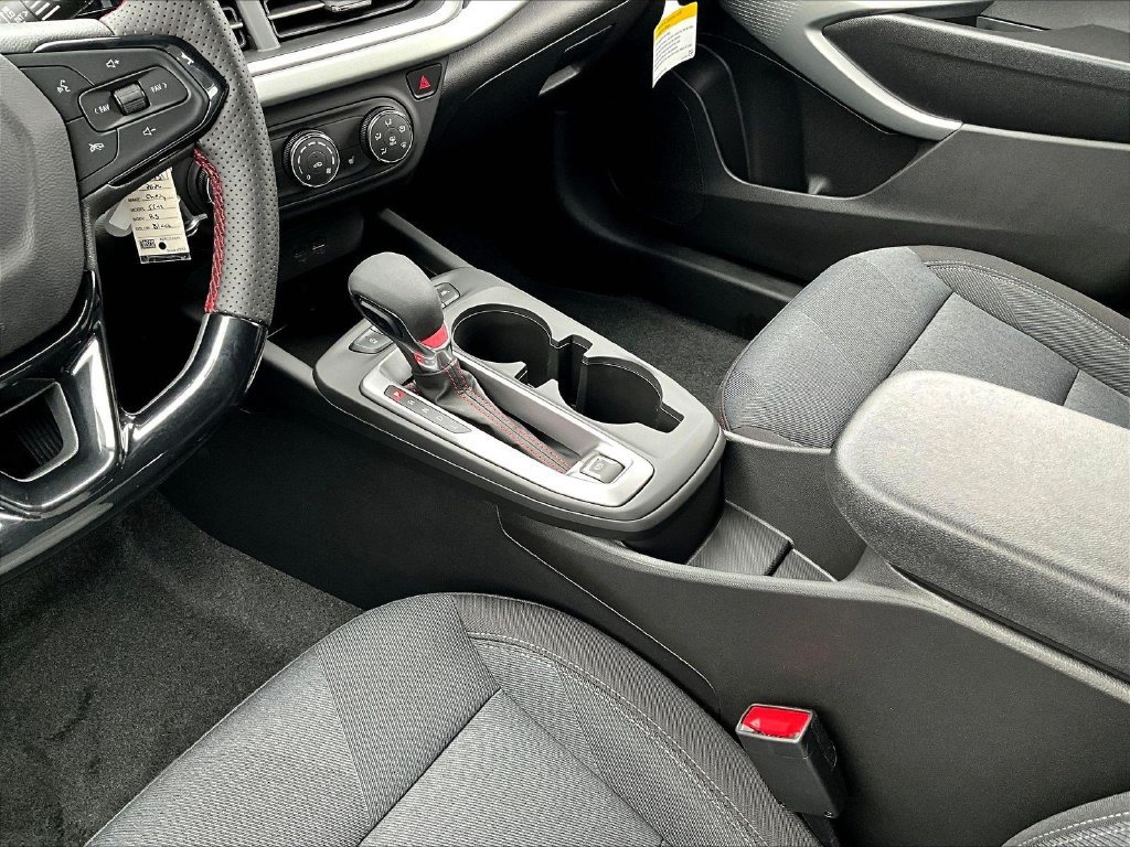 2026 Chevrolet Trax RS - Photo 11