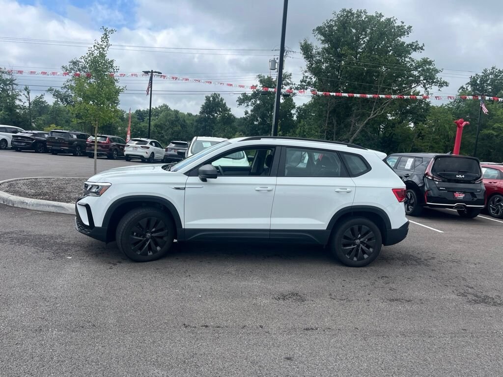 Used 2022 Volkswagen Taos
