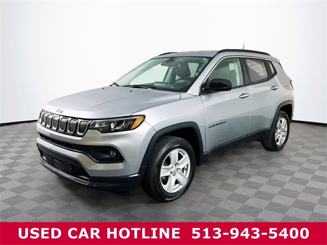 2022 Jeep Compass Latitude photo 2