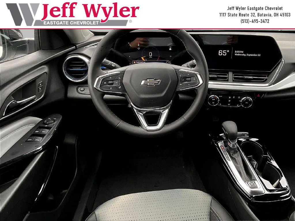 2026 Chevrolet Trax LT - Photo 8