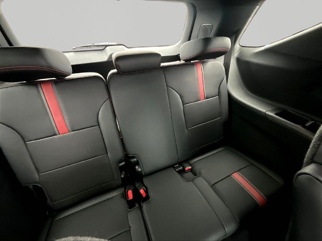 2027 Chevrolet Traverse RS - Photo 20