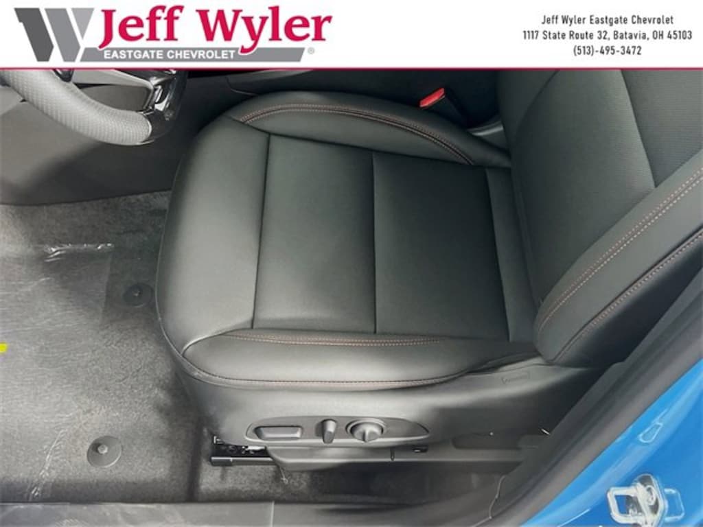 New 2025 Chevrolet Trax 2RS SUV