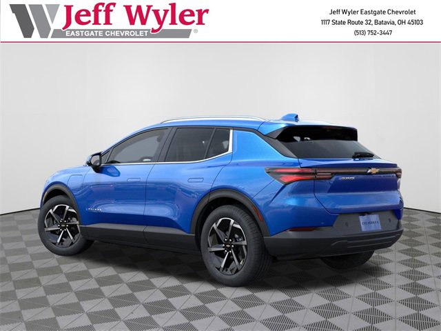 2026 Chevrolet Equinox EV 1LT photo 3