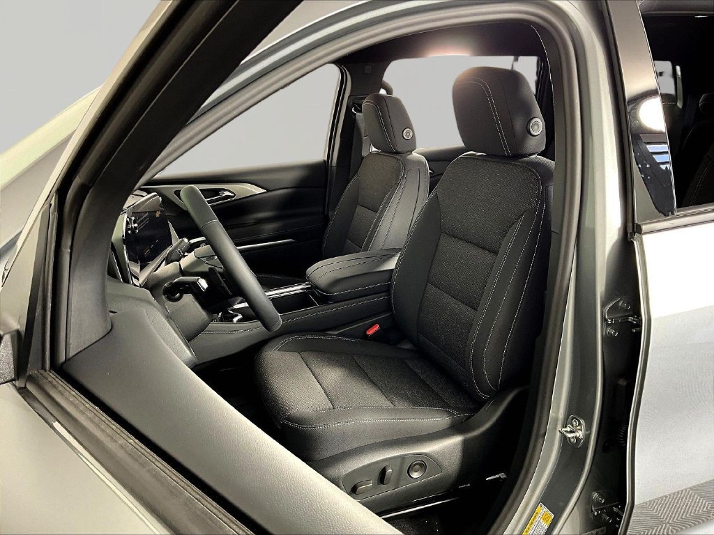 2026 Chevrolet Traverse LT - Photo 15