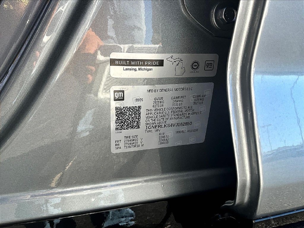 2027 Chevrolet Traverse RS - Photo 21