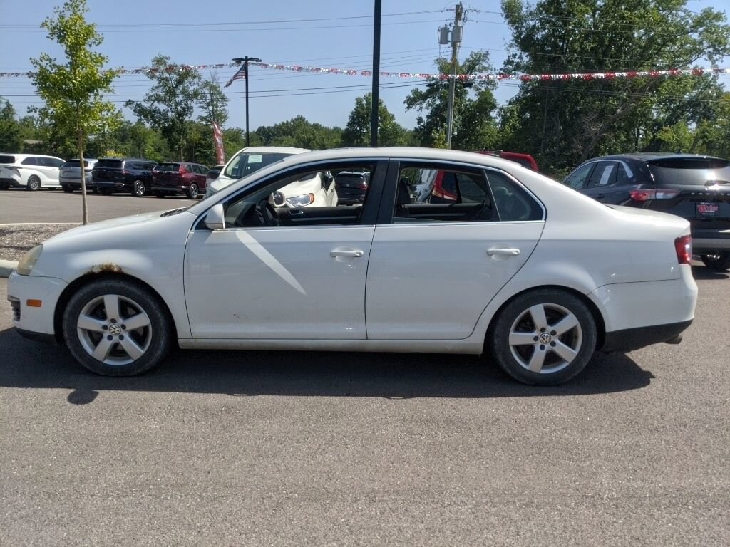 Used 2009 Volkswagen Jetta Sedan