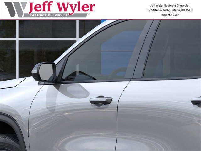 2026 Chevrolet Traverse photo 3