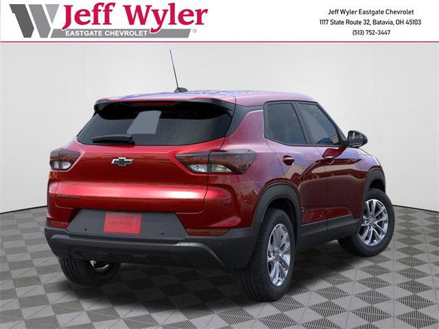 2026 Chevrolet Trailblazer LS photo 2
