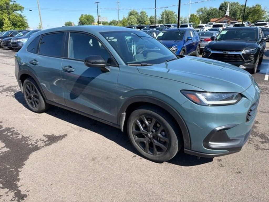Used 2025 Honda HR-V