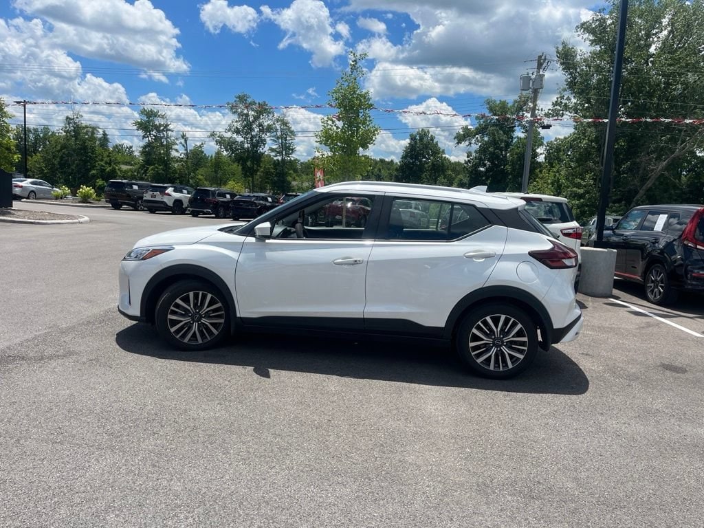 Used 2024 Nissan Kicks