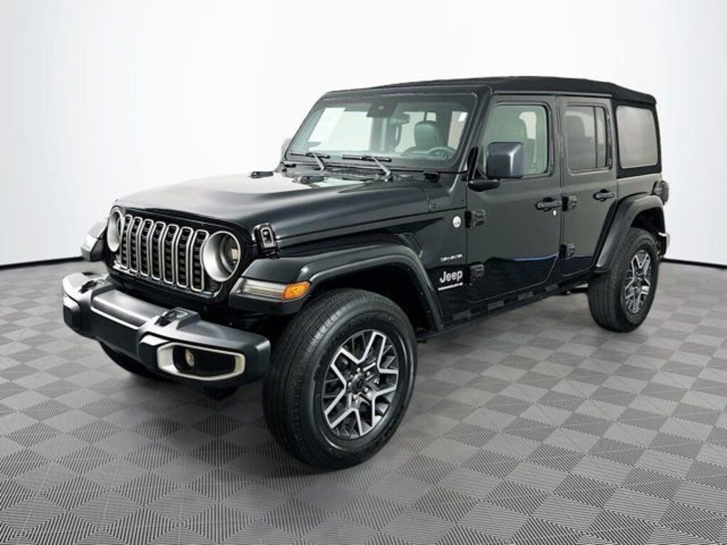 Used 2024 Jeep Wrangler