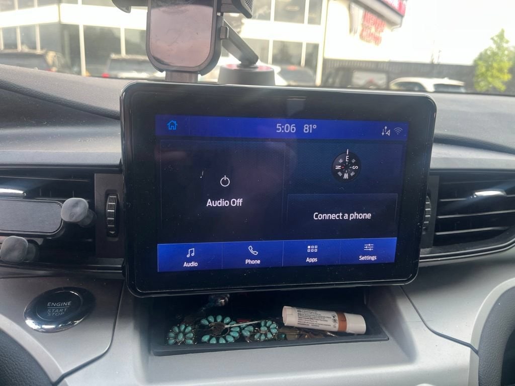 2022 Ford Explorer XLT - Photo 17