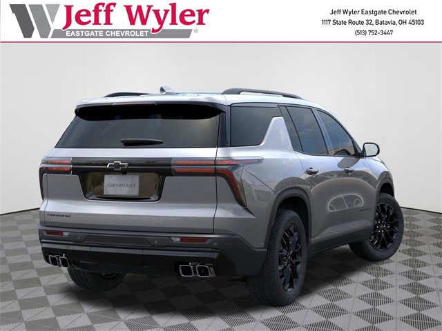 2026 Chevrolet Traverse photo 2