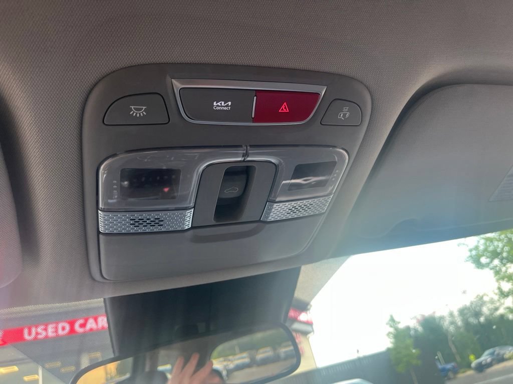 2024 Kia Telluride S - Photo 27