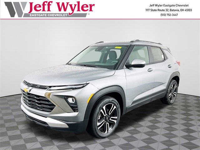 2026 Chevrolet Trailblazer LT photo 2