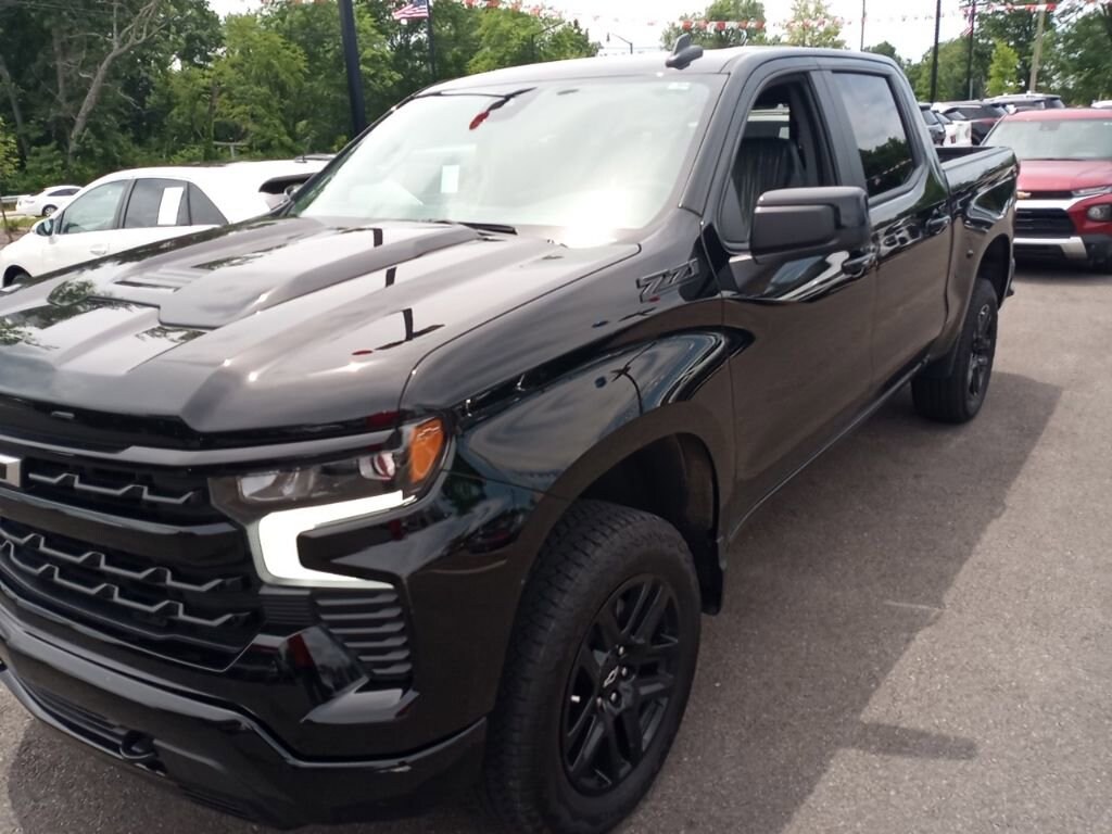 Used 2025 Chevrolet Silverado 1500 Truck