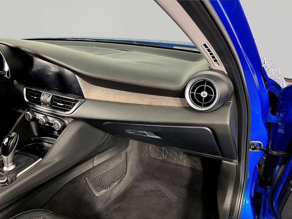 2019 Alfa Romeo Giulia Ti - Photo 26