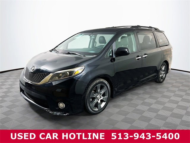 2015 Toyota Sienna SE photo 2