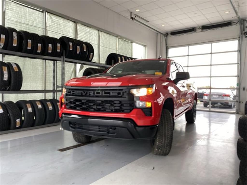 Used 2025 Chevrolet Silverado 1500  Truck Crew Cab