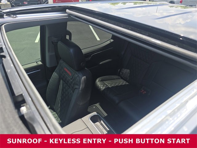 2025 Chevrolet Silverado 1500 RST photo 2