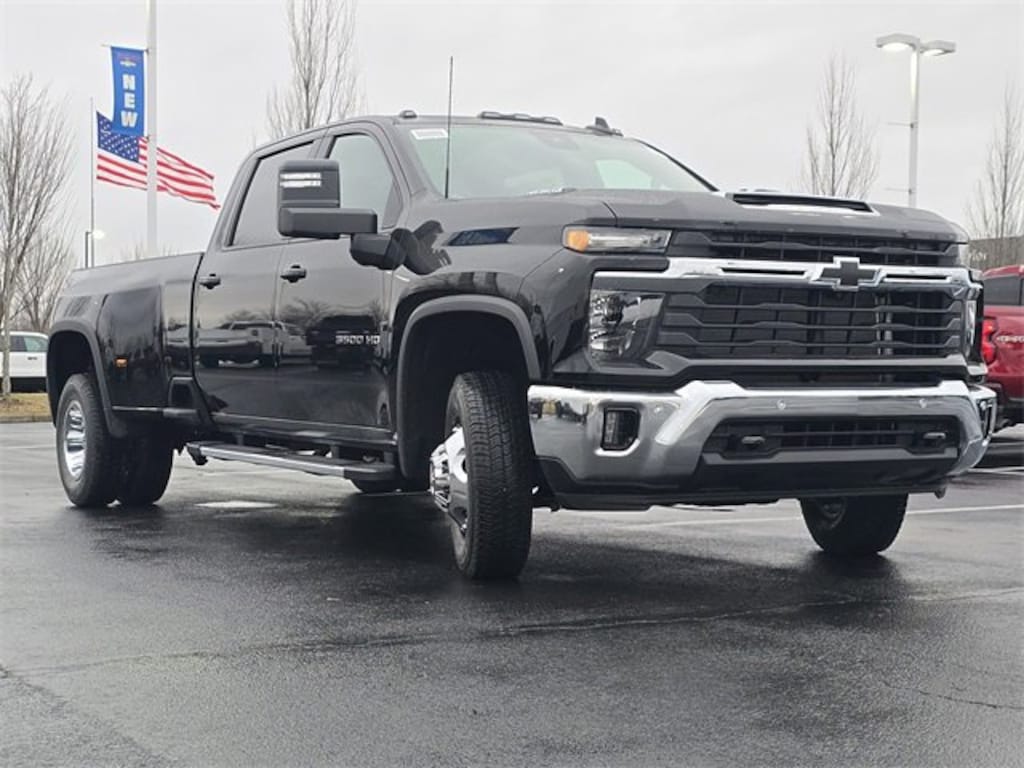 New 2026 Chevrolet Silverado 3500 HD LT DRW Truck