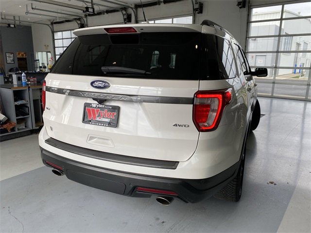 2019 Ford Explorer XLT photo 4