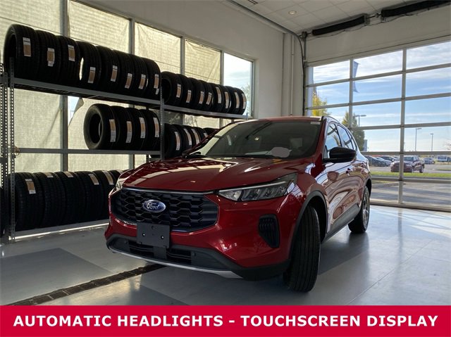 2025 Ford Escape ST-Line photo 2