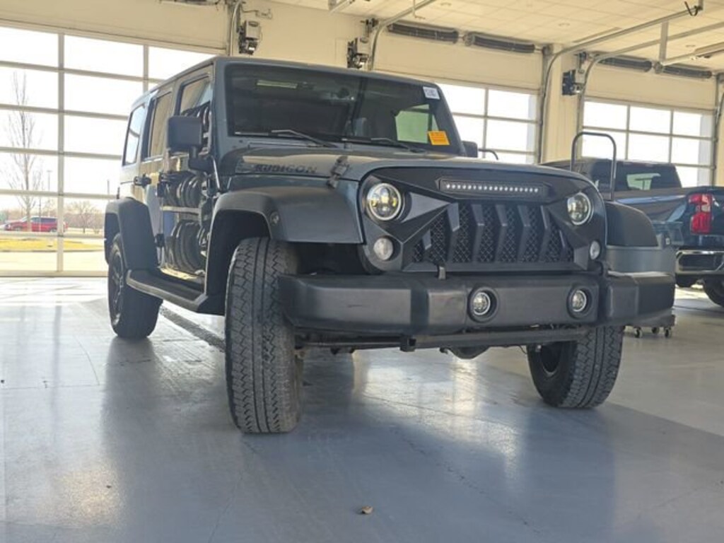 Used 2015 Jeep Wrangler Unlimited SUV