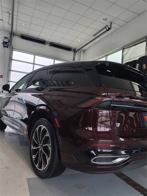 2024 Lincoln Nautilus Reserve photo 3