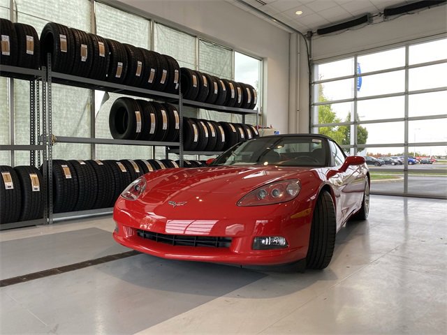 2006 Chevrolet Corvette photo 2