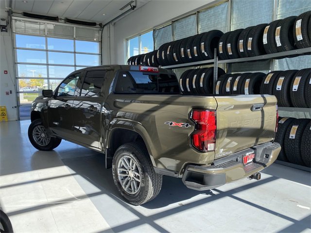 2024 Chevrolet Colorado LT photo 3